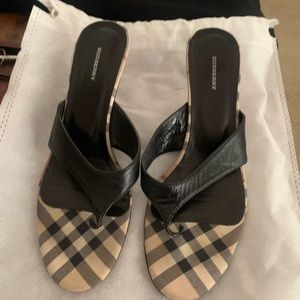 Burberry thong 2” heel sandals